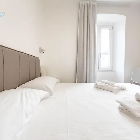 Appartement Marco Polo 26 Tirabora Short Rent
