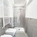 Апартаменти Marco Polo 26 Tirabora Short Rent Трієст