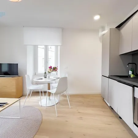Marco Polo 26 Tirabora Short Rent アパート トリエステ