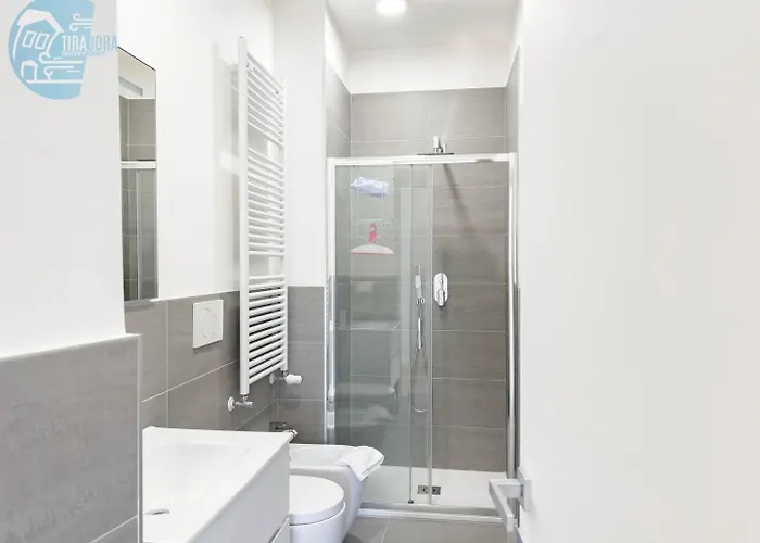 Marco Polo 26 Tirabora Short Rent Trieste